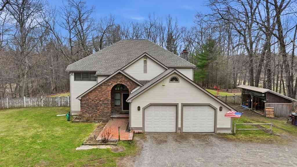 Homes For Sale - 458 Montgomery Rd<br/> Westfield, MA 01085