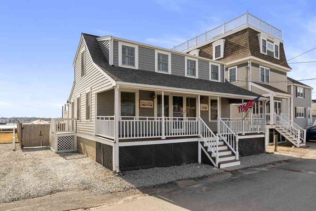 Homes For Sale - 7 Moreland Ave<br/> Plymouth County, Hull, MA 02045