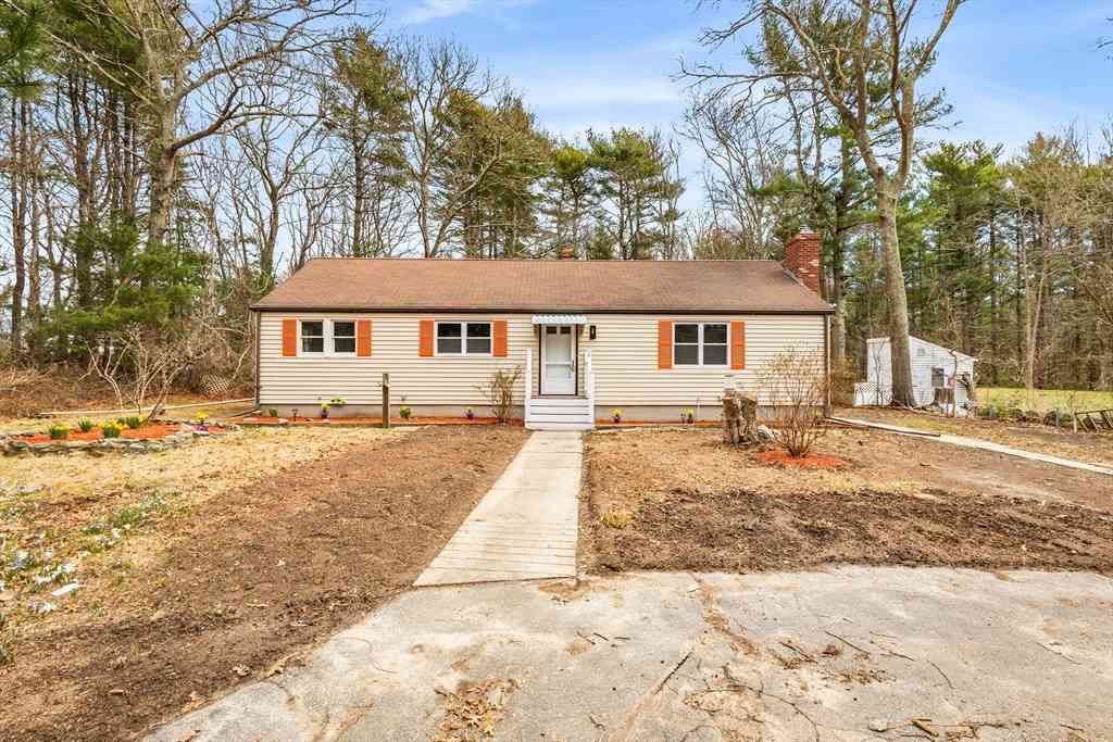 Homes For Sale - 172 Fisher Rd<br/> Dartmouth, MA 02747