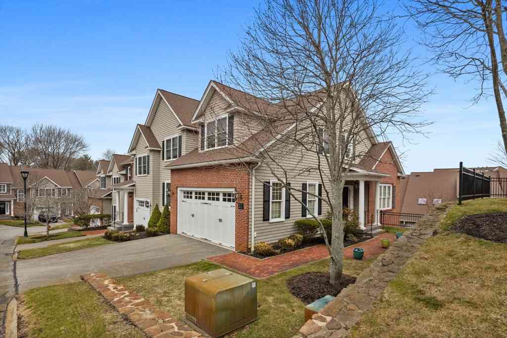 Condo For Sale - 900 Lynnfield Street #37<br/> Lynnfield, MA 01940