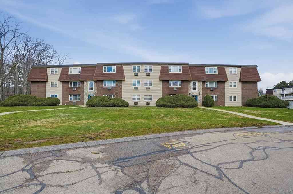 Condo For Sale - 180 Main Street #B34<br/> Bridgewater, MA 02324
