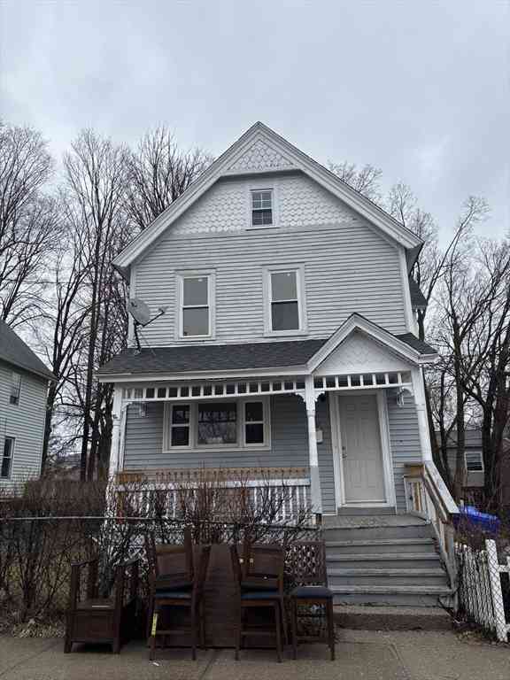 Homes For Sale - 27 Chester St<br/> Springfield, MA 01105