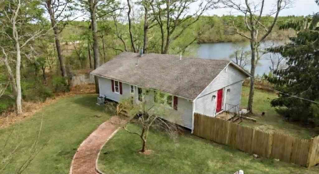 Homes For Sale - 2 A Street<br/> Wareham, MA 02538
