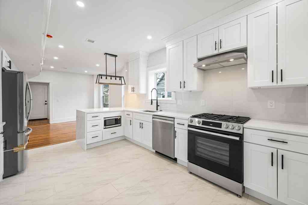 Condo For Sale - 10 Beech St #3<br/> Cambridge, MA 02140