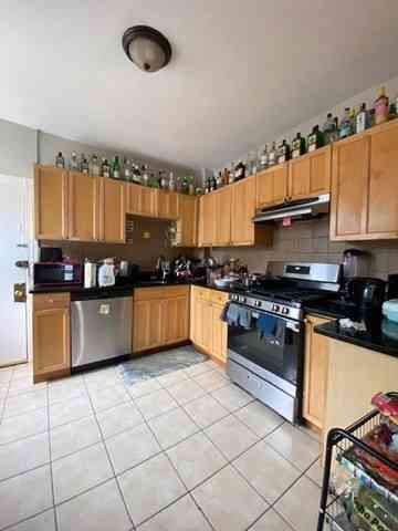 Apartment For Rent - 10 Glenville Ave #3<br/> Boston, MA 02134