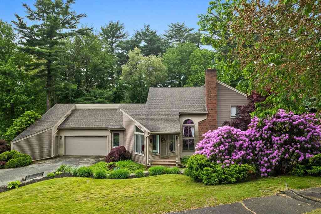 Homes For Sale - 33 Thoreau<br/> Beverly, MA 01915