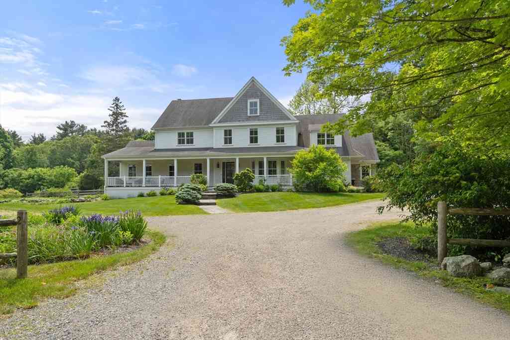 Homes For Sale - 2 Snow Street<br/> Middlesex County, Sherborn, MA 01770