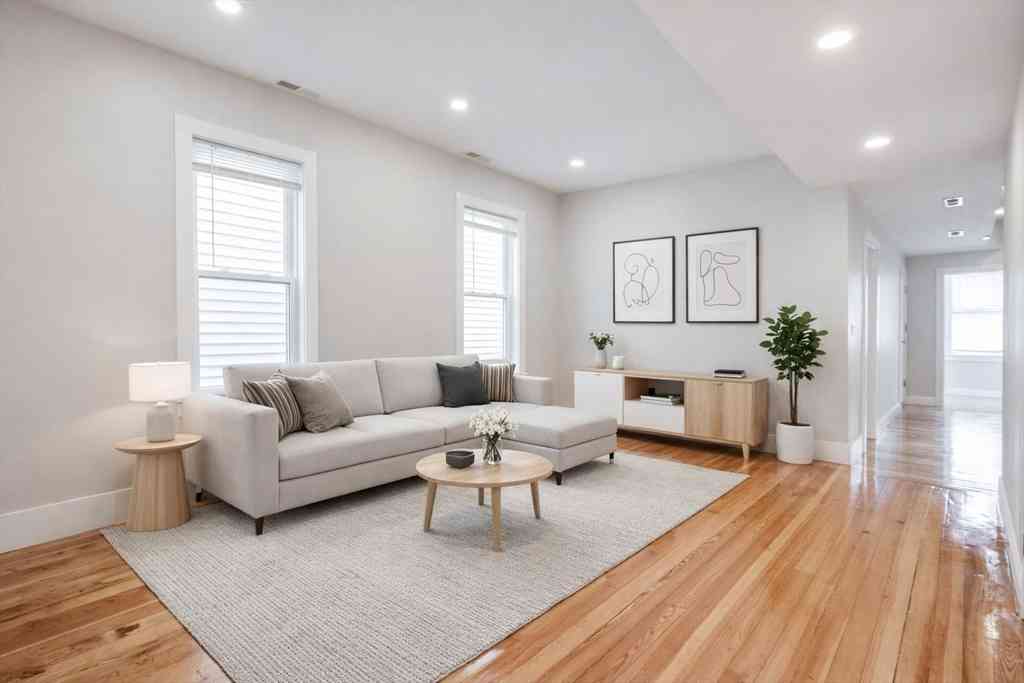 Apartment For Rent - 232 Saratoga St #2<br/> Boston, MA 02128