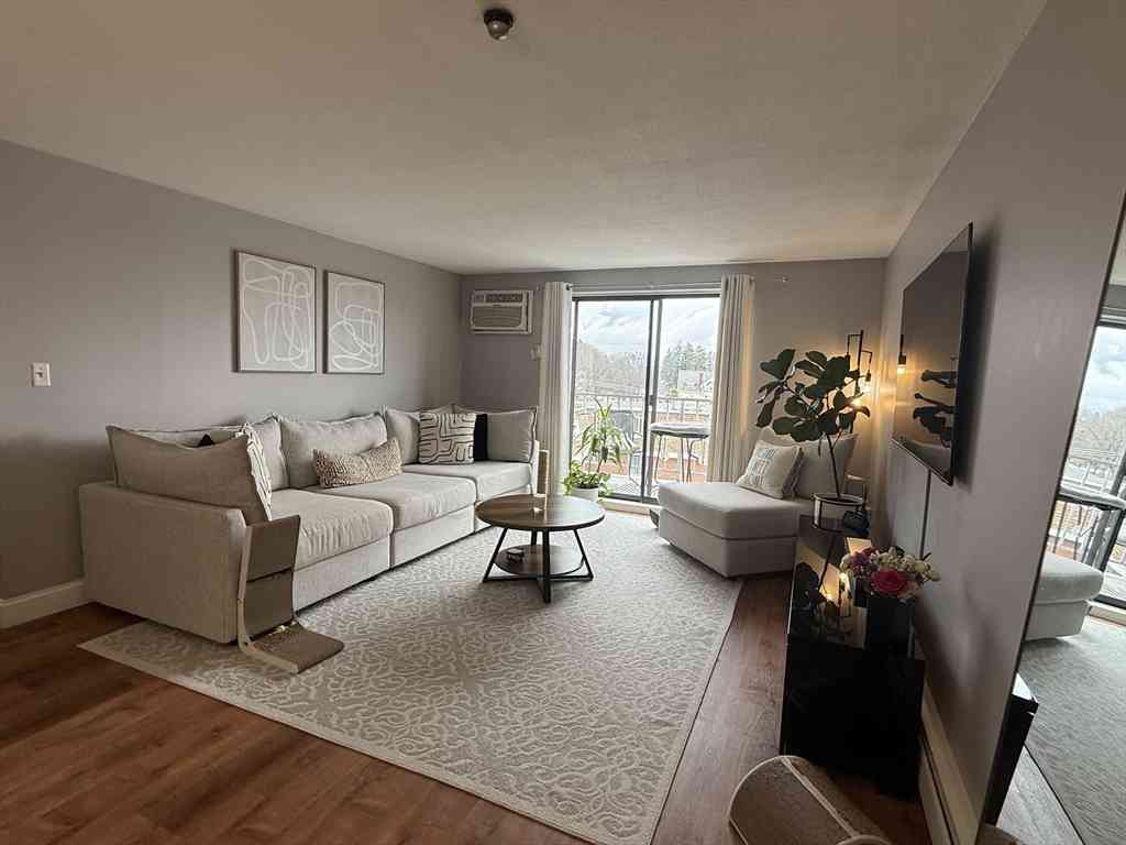 Condo For Sale - 145 Pleasant St #A403<br/> Marlborough, MA 01752