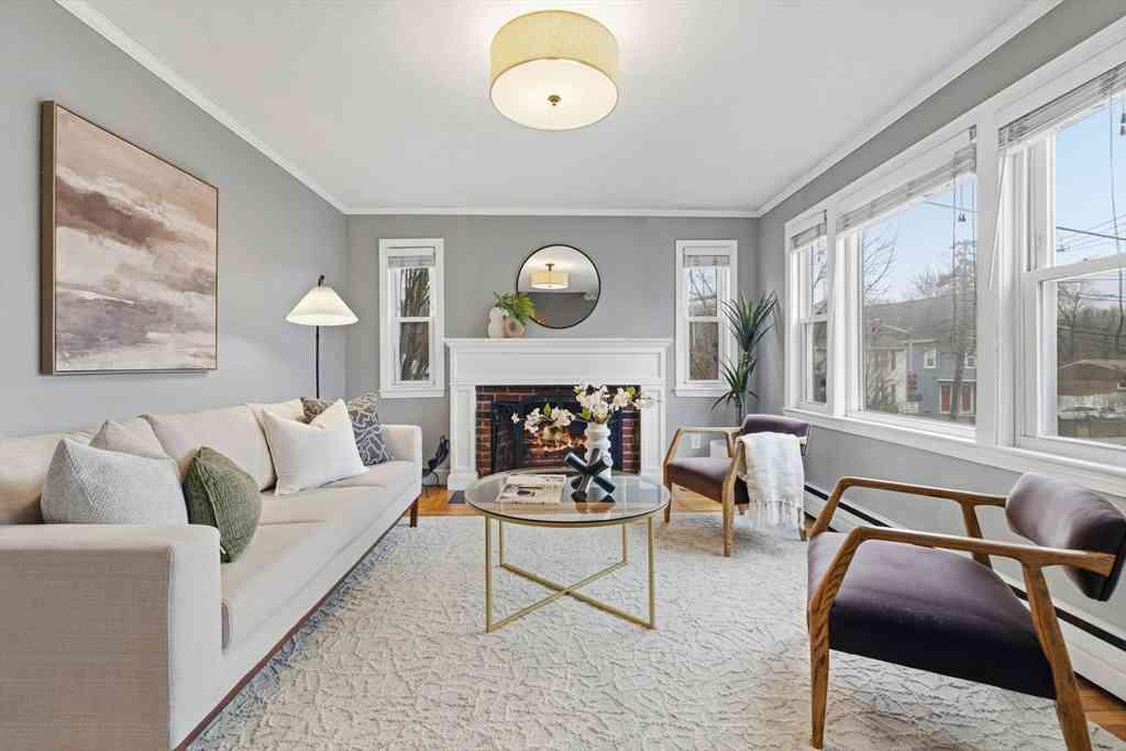 Homes For Sale - 5 Baker St<br/> Boston, MA 02132