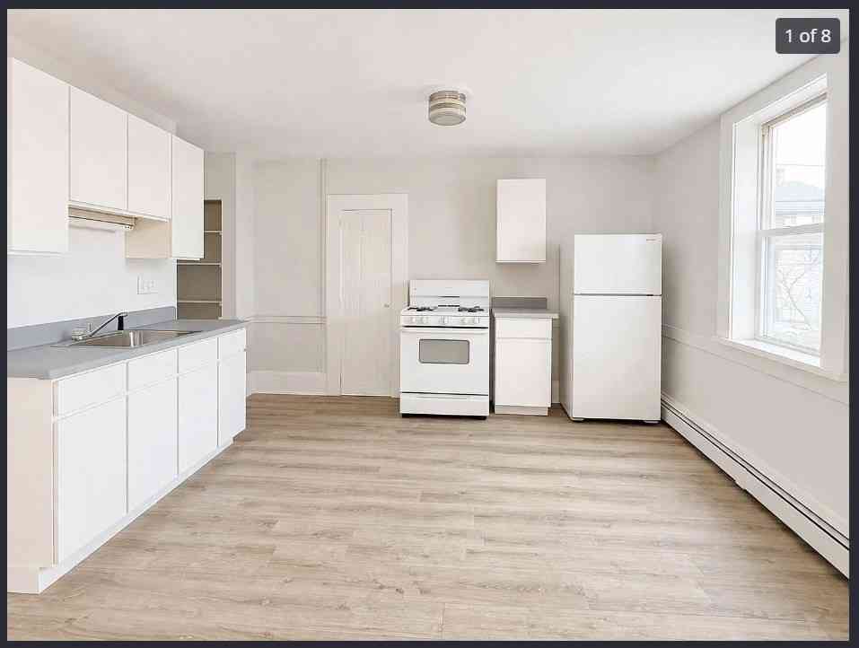 Apartment For Rent - 11 Park St #1<br/> Peabody, MA 01960