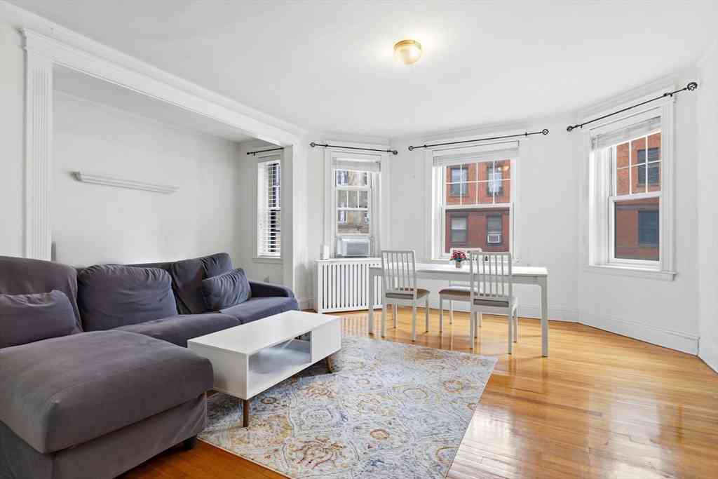 Condo For Rent - 73 Parkman St #1<br/> Brookline, MA 02446