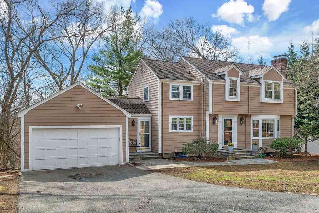 Homes For Sale - 303 Upland Ave<br/> Middlesex County, Newton, MA 02461