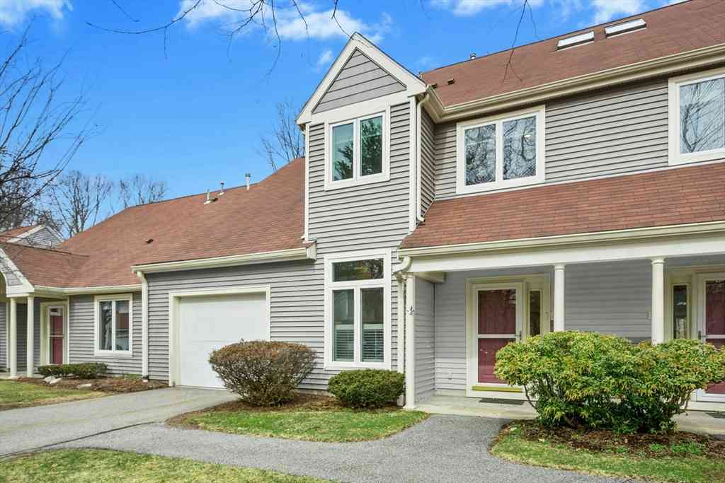 Condo For Sale - 2 Douglass Green #2<br/> Woburn, MA 01801