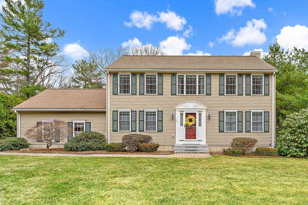 Homes For Sale - 16 Christopher Dr<br/> Worcester County, Grafton, MA 01519