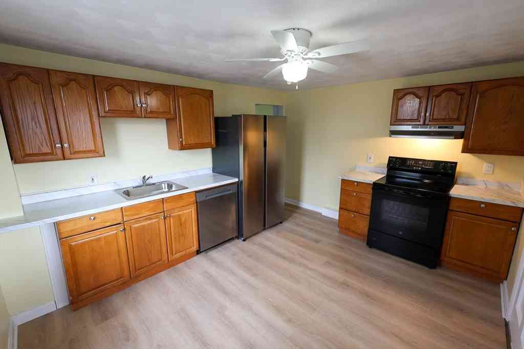 Apartment For Rent - 60 Essex Street #2<br/> Revere, MA 02151