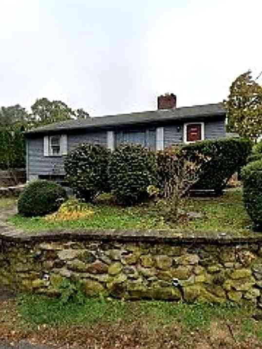 Homes For Sale - 2 Savin Road<br/> Middlesex County, Wakefield, MA 01880