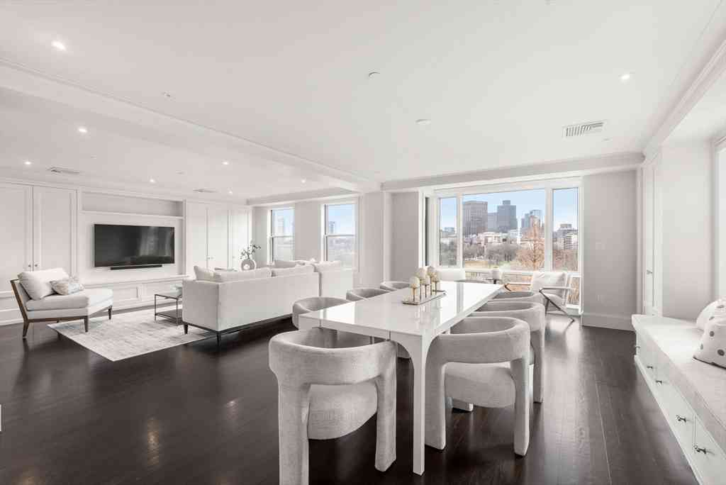 Condo For Sale - 2 Commonwealth #10A<br/> Boston, MA 02116