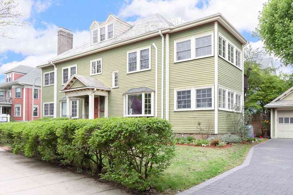 Condo For Sale - 33 Halifax St #2<br/> Boston, MA 02130