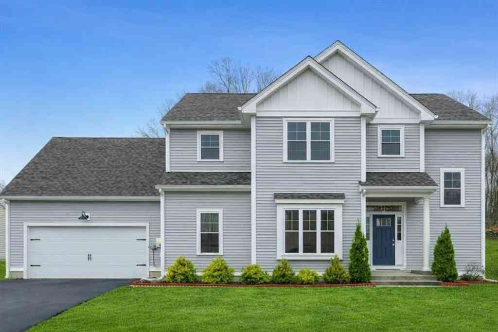 Homes For Sale - 14 Elmrock Dr<br/> Worcester County, Grafton, MA 01536