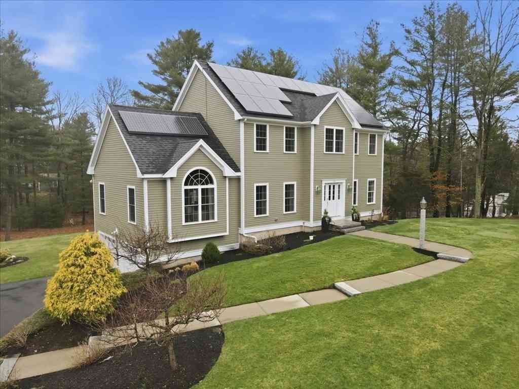 Homes For Sale - 63 Indian Ln<br/> Norfolk County, Canton, MA 02021