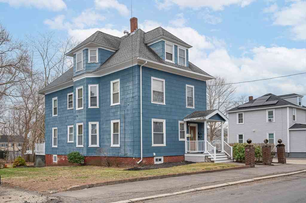 Multifamily For Sale - 512 River St<br/> Haverhill, MA 01832