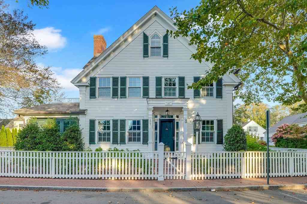 Homes For Sale - 52 South Summer Street<br/> Edgartown, MA 02539