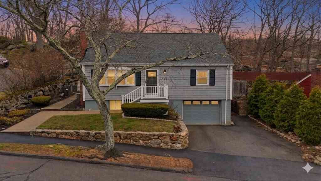Homes For Sale - 285 Den Quarry Rd<br/> Lynn, MA 01904