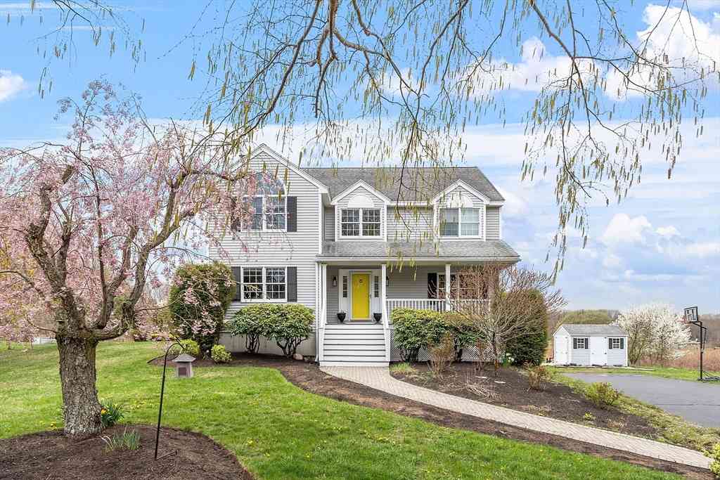 Homes For Sale - 136 Chandler Road<br/> Andover, MA 01810