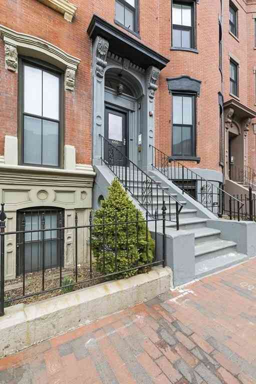 Condo For Rent - 666 Massachusetts Ave #1<br/> Boston, MA 02118