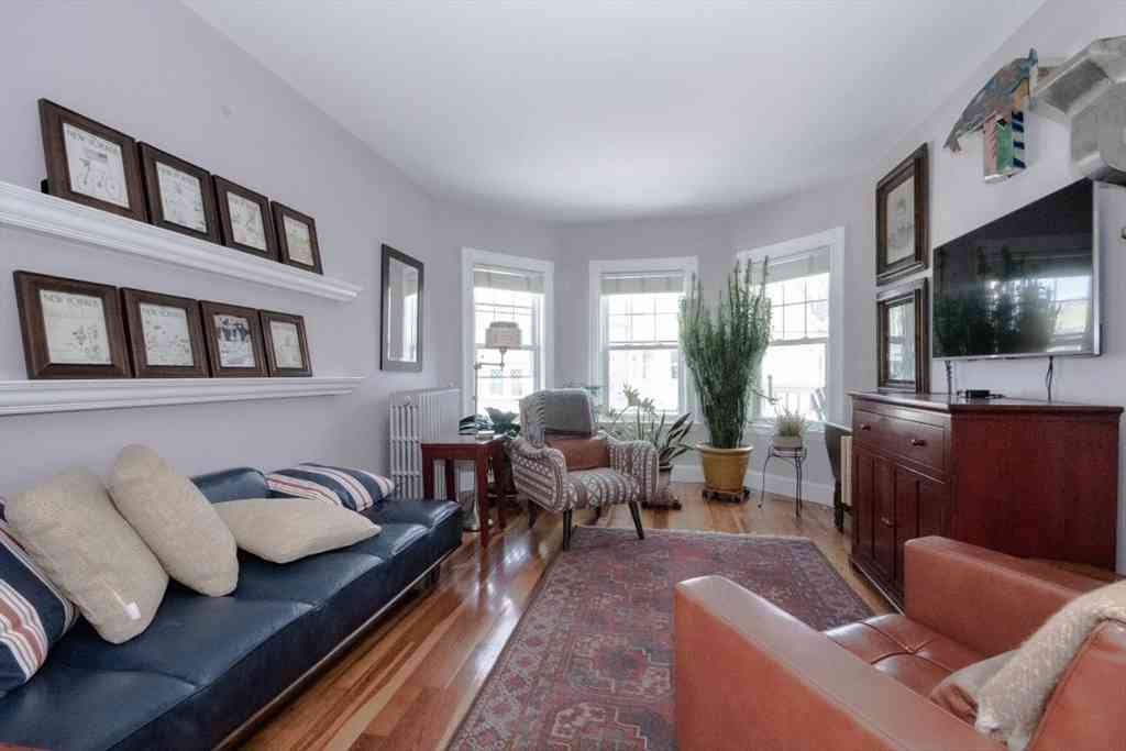 Condo For Sale - 17 Tower St #3<br/> Boston, MA 02130