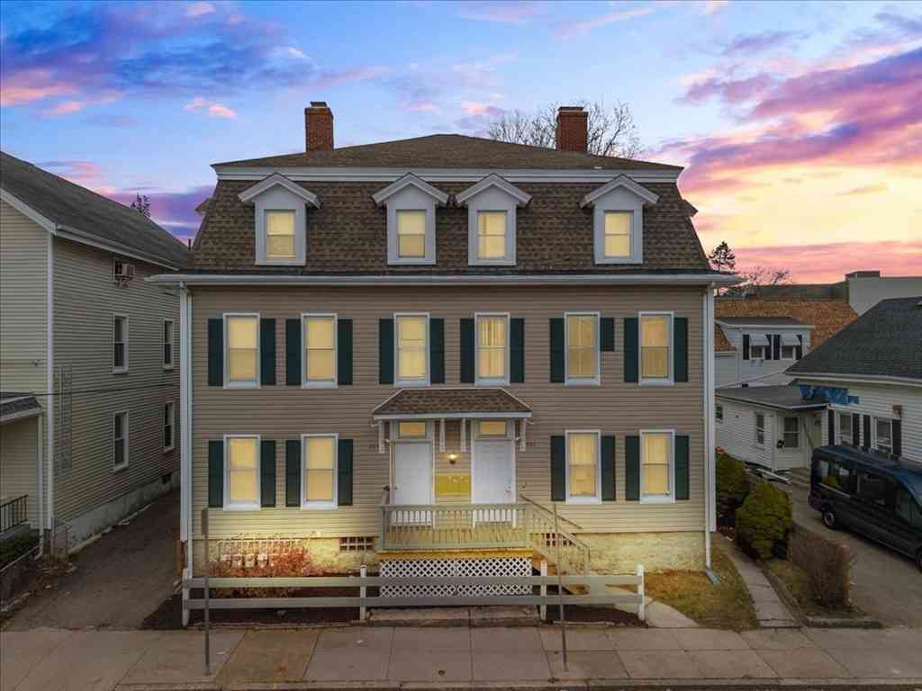 Homes For Rent - 201-203 Fourth  St<br/> Fall River, MA 02721