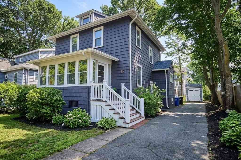 Homes For Sale - 87 Bonad Rd<br/> Brookline, MA 02467