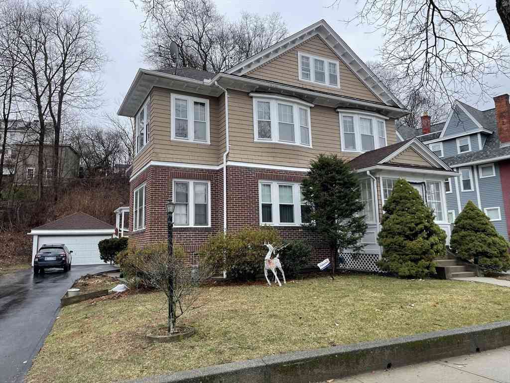 Apartment For Rent - 51 Richmond Avenue #1<br/> Worcester, MA 01602