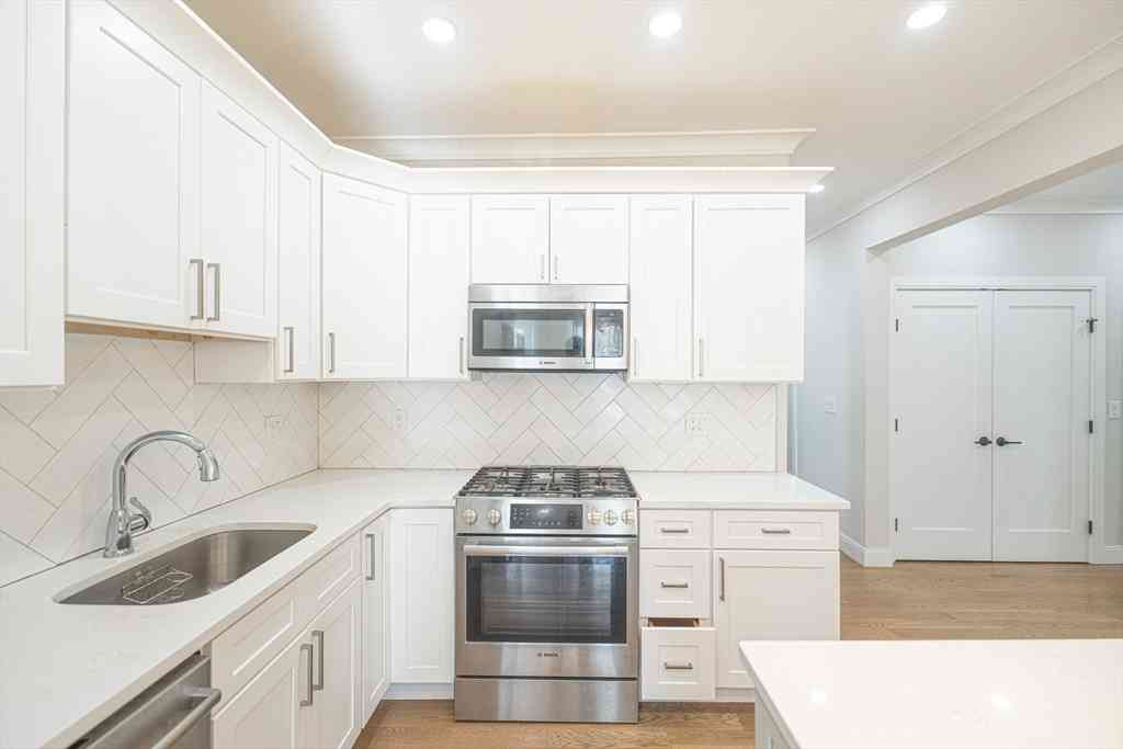Condo For Rent - 41 Fairbanks #3<br/> Boston, MA 02135