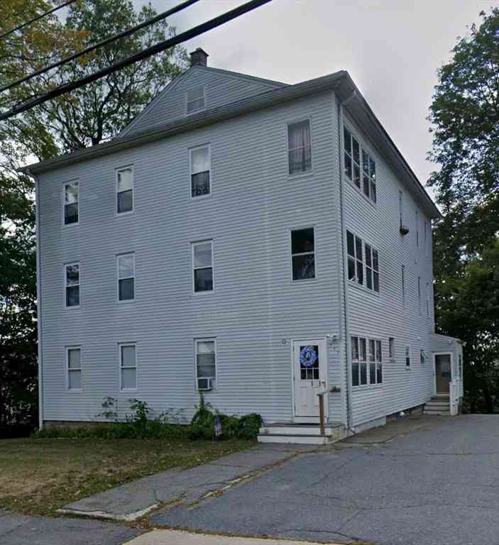 Apartment For Rent - 351 Elm Street #3<br/> Gardner, MA 01440