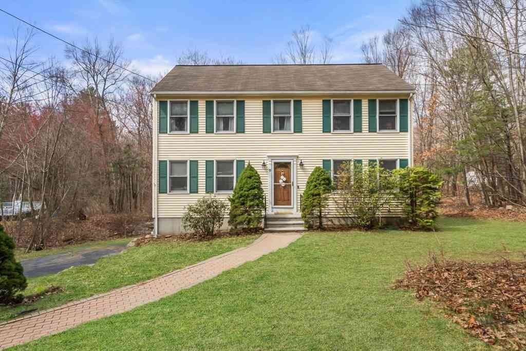 Homes For Sale - 59 Howard Street<br/> Worcester County, Milford, MA 01757