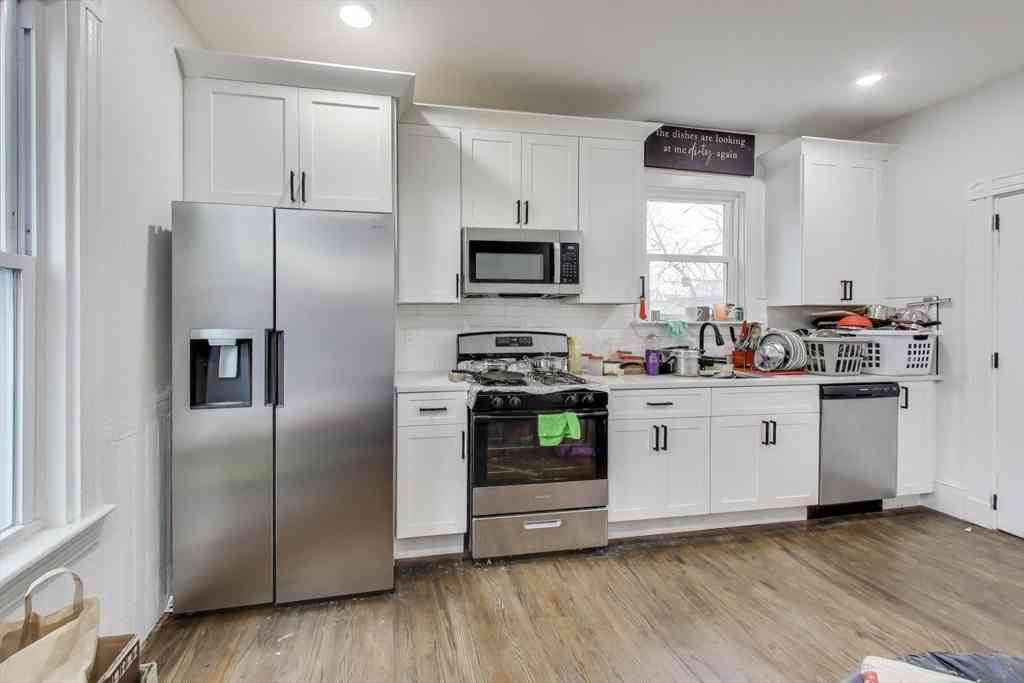 Apartment For Rent - 65 Lambert Ave #2<br/> Boston, MA 02119