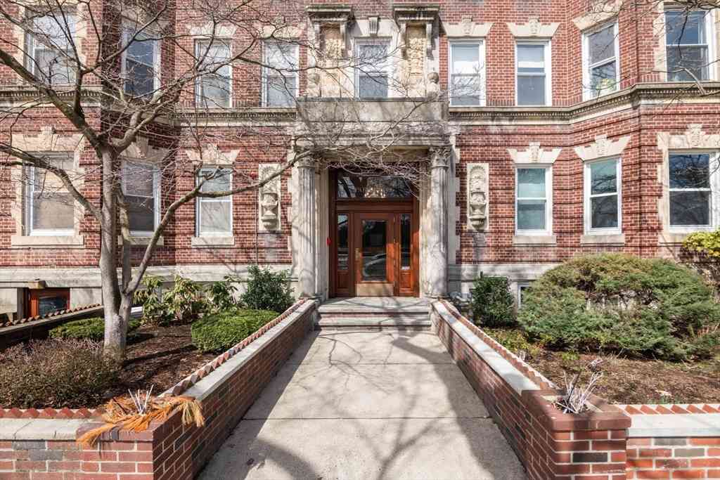 Condo For Sale - 131 Park Drive #12<br/> Boston, MA 02215