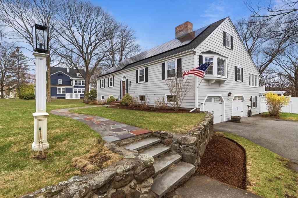 Homes For Sale - 168 Summer Ave<br/> Middlesex County, Reading, MA 01867