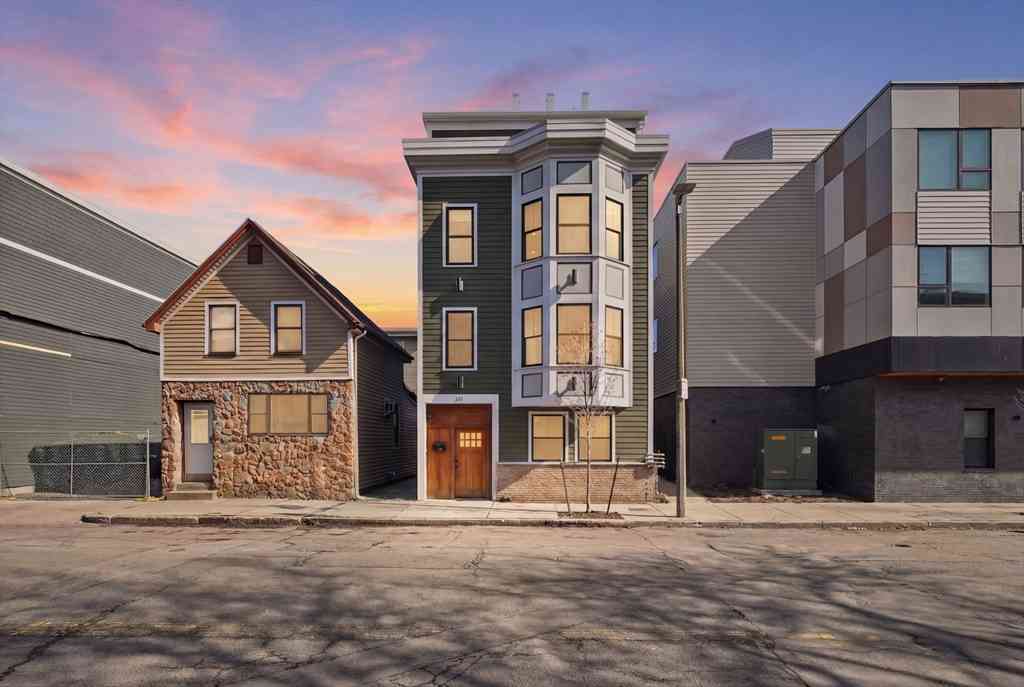 Condo For Sale - 331 Chelsea St #3<br/> Boston, MA 02128