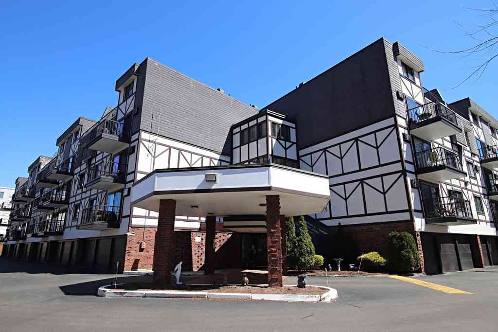 Condo For Sale - 9 Broadway #222<br/> Saugus, MA 01906