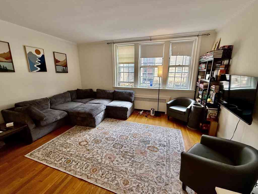 Condo For Sale - 116 Park Street #2<br/> Brookline, MA 02446