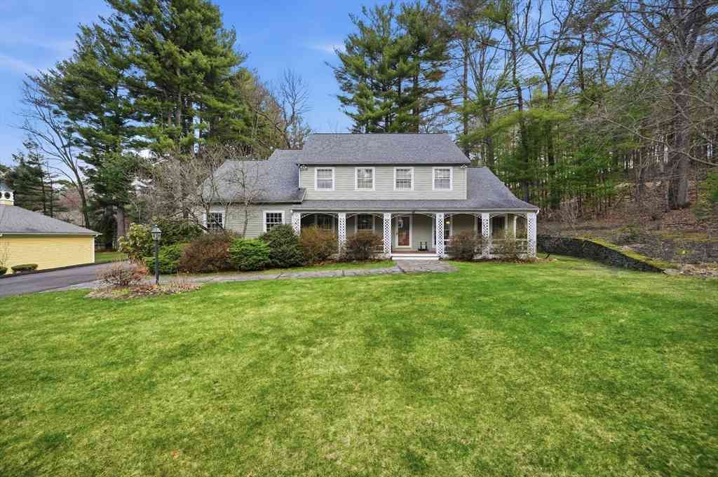 Homes For Sale - 41 Ashton Ln<br/> Hampshire County, South Hadley, MA 01075