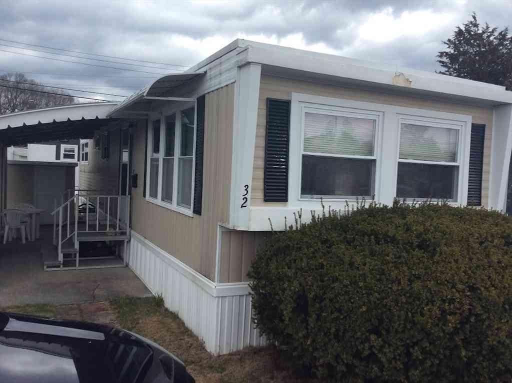 Mobile Home For Sale - 131 Washington St #32<br/> Foxboro, MA 02760