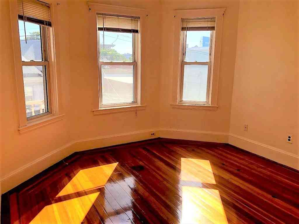 Homes For Rent - 28 Litchfield Street #3<br/> Boston, MA 02135