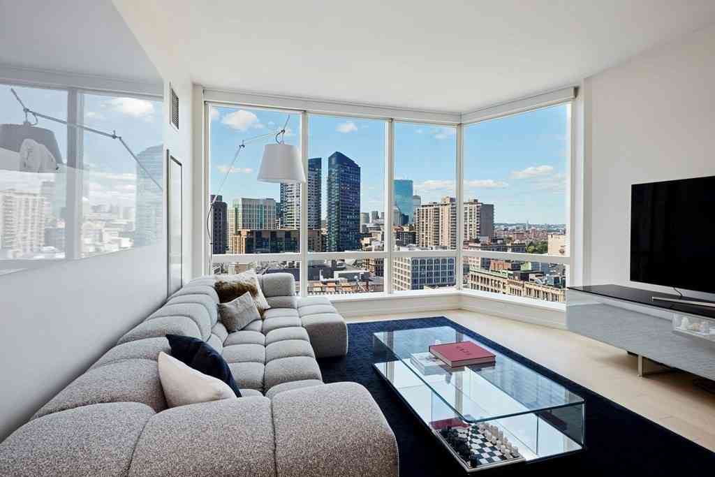 Condo For Sale - 1 Franklin St #2011<br/> Boston, MA 02110