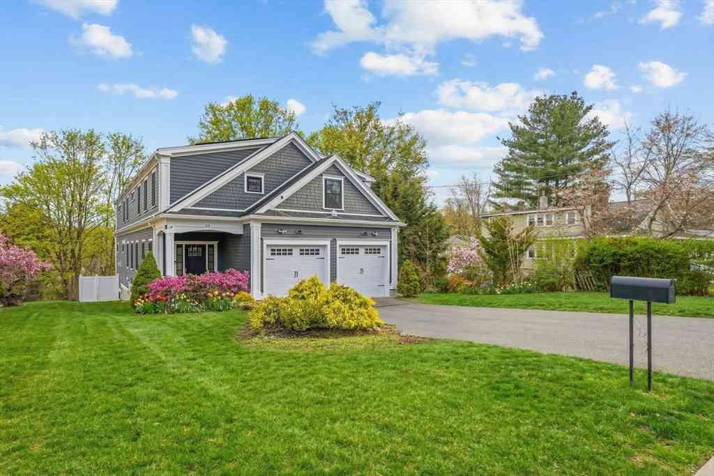 Homes For Sale - 29 Bridge Street<br/> Middlesex County, Lexington, MA 02421