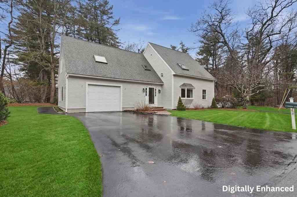 Homes For Sale - 2 North Street<br/> Topsfield, MA 01983