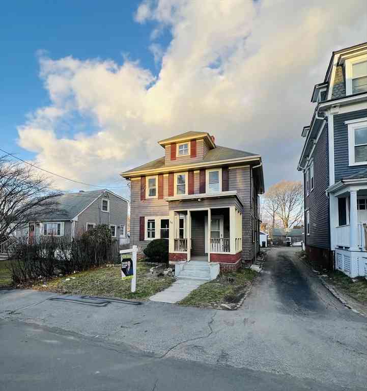 Homes For Rent - 34-38 South Chestnut Street<br/> Haverhill, MA 01835